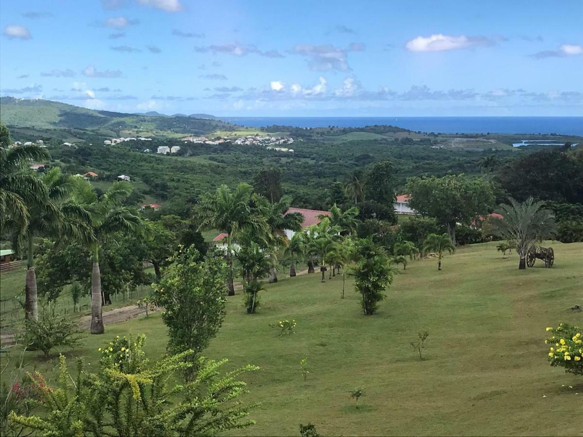 Villa 1 De Standing 80M2 Avec Piscine Et Vue Imprenable Sur La Mer Et Sur La Campagne Riviere-Salee 外观 照片